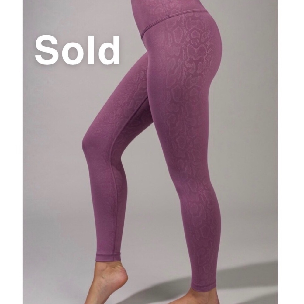 Highwaisted snakeskin print leggings